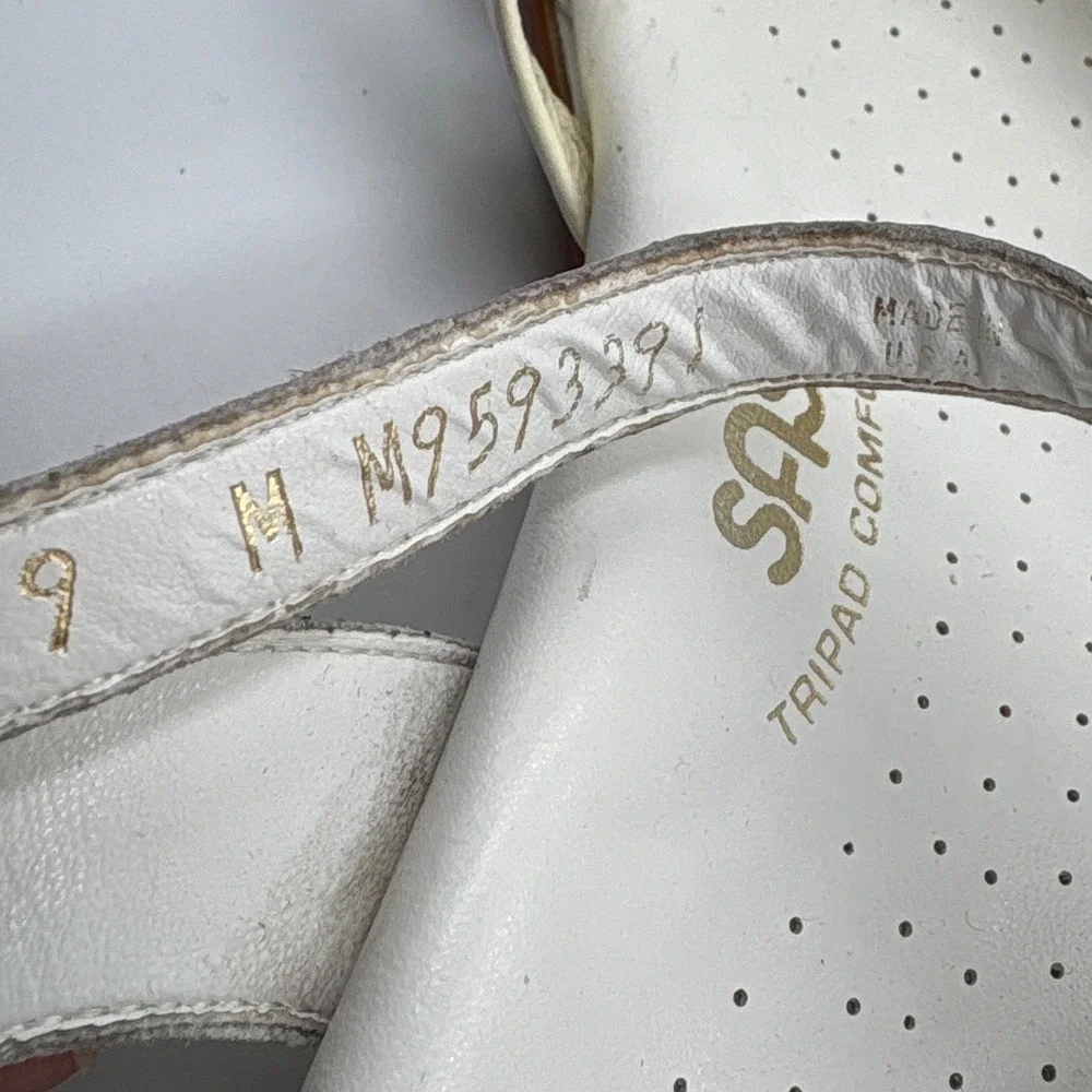 SAS Tripad Comfort Women 9 M Cream Leather Wedge Sandals Ankle Strap Made in USA